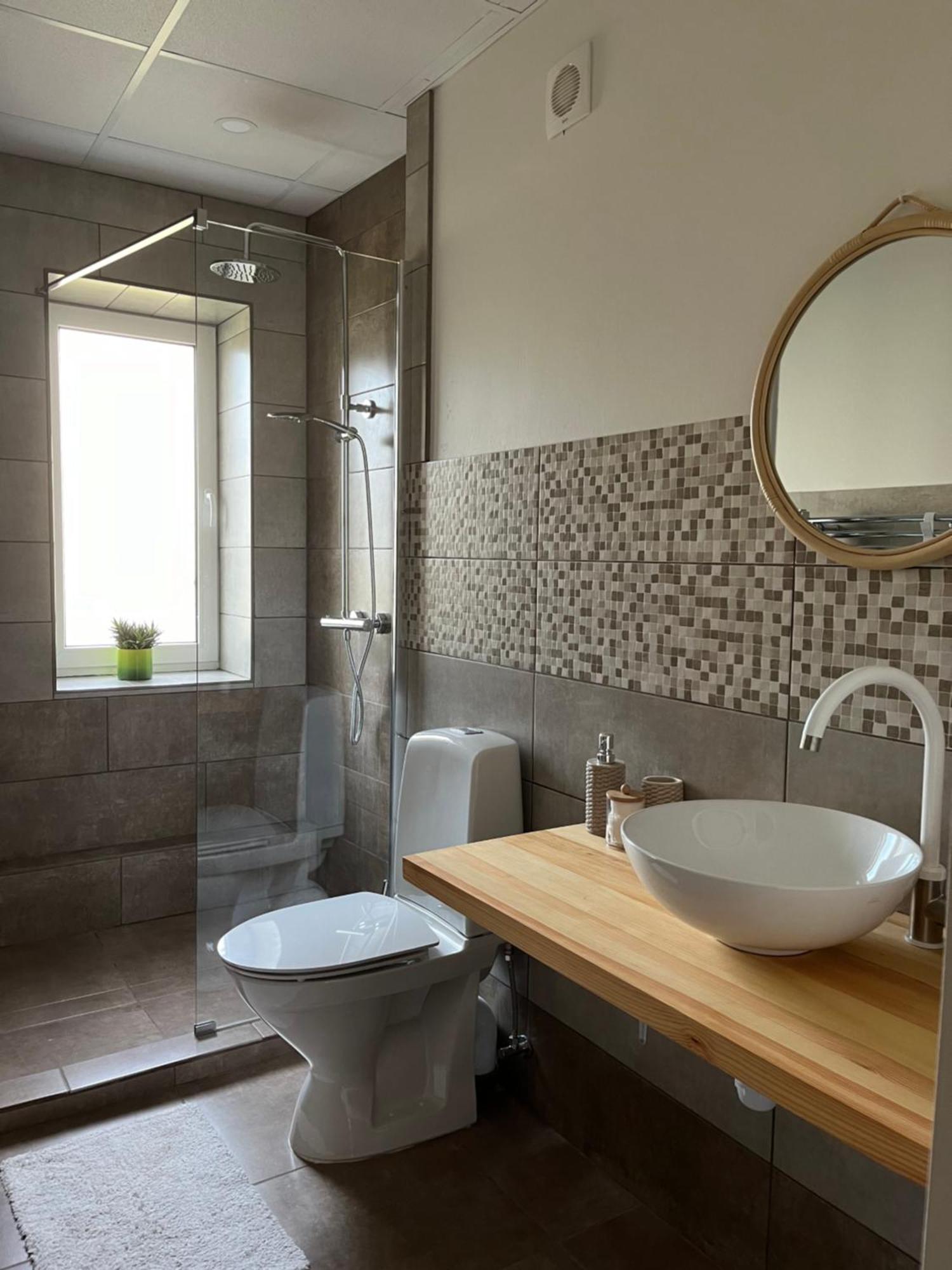 Palova Brown Apartment *